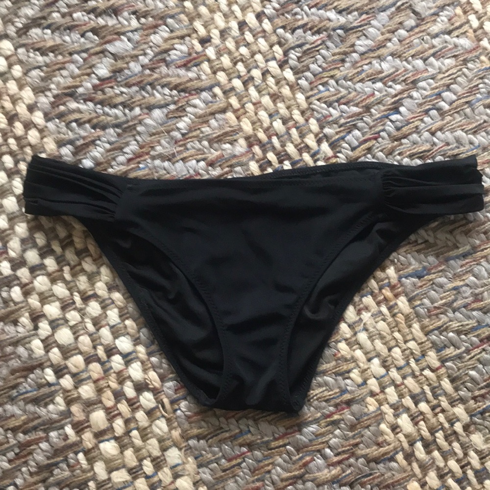 VS bikini bottoms